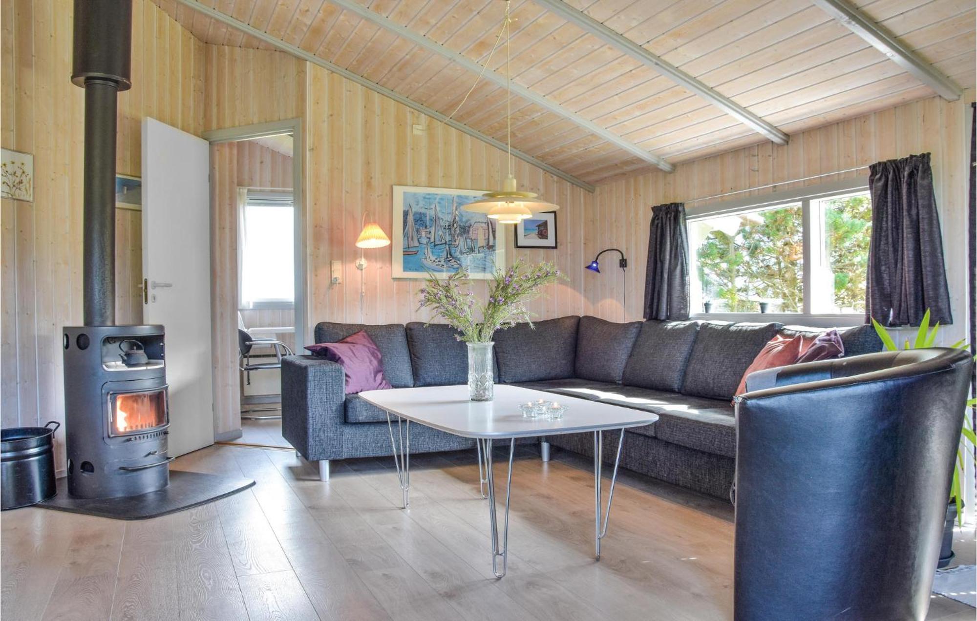 3 Bedroom Awesome Home In Hvide Sande Exterior foto